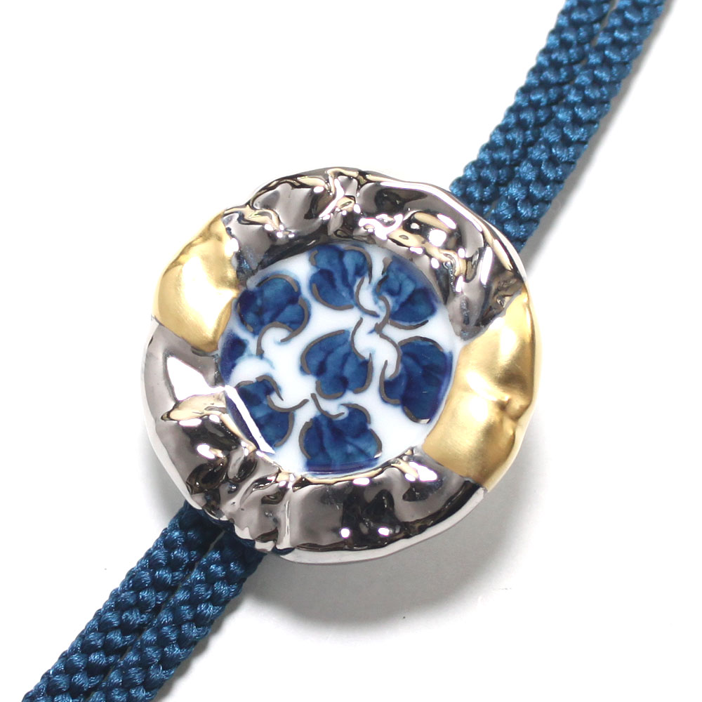 伝統工芸　伊万里焼メンズループタイ【工房限定オリジナル商品】 金やプラチナで縁取りした唐草文様。 【包装選択】【メッセ入力】