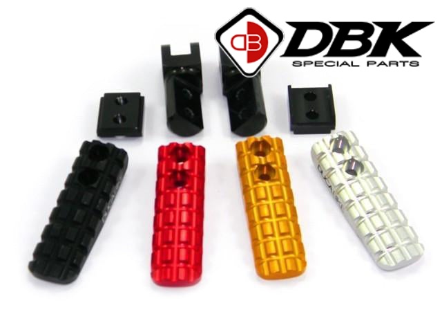 【正規輸入代理店】 DUCABIKE (DBK) - アジャスタブル パッセンジャーペグ ブロックデザイン DESERTX '22-25 / DISCOVERY '25 / RALLY '24-25 / MULTISTRADA V2 / S '22-24 / V4 / S '21-24 他 ステップ ドゥカティ