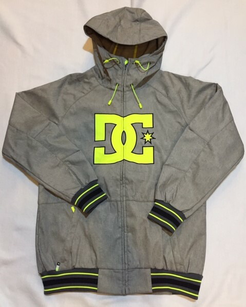 dc snowboard hoodie