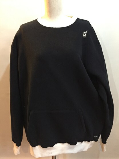 VOLCOM JPN P200 CREW パーカー 調教師 新品 型挙げ句の果て 【貨物輸送無料】
