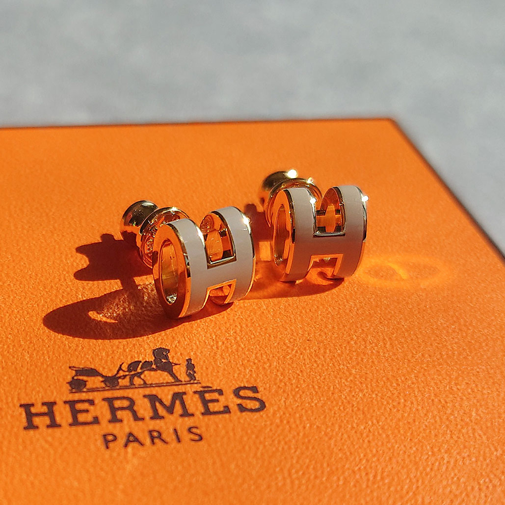 【HERMES/即発】大人気ピアスミニマイヨンレアカラーPGDマロン◎ HERMES/即発】大人気ピアスミニマイヨンレアカラーPGDマロン