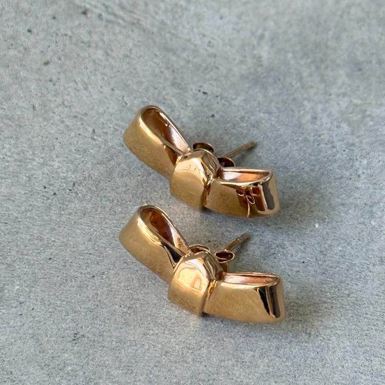 ANNIKA INEZ ピアス E967 ノット リボン スタッド アニカイネズ ANNIKA INEZ ANNIKA INEZ ピアス E967 ノット