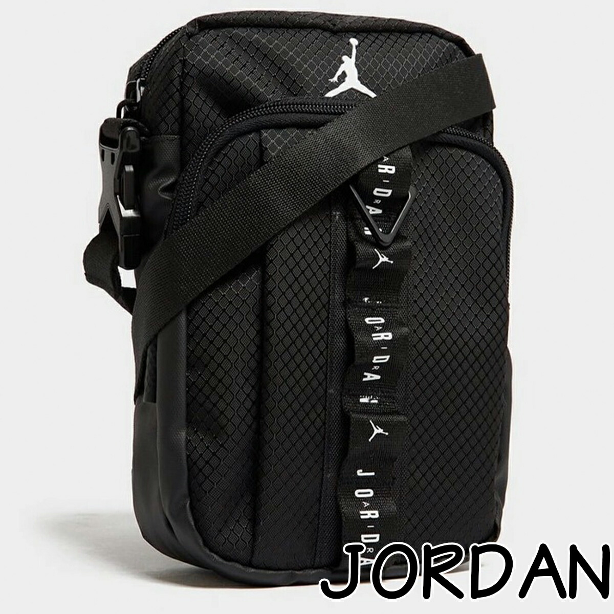 Jordan ジョーダン アジュニア フェイクファー カメラ バッグ NIKE公式】ジョーダン ジュニア フェイクファー カメラ バッグ