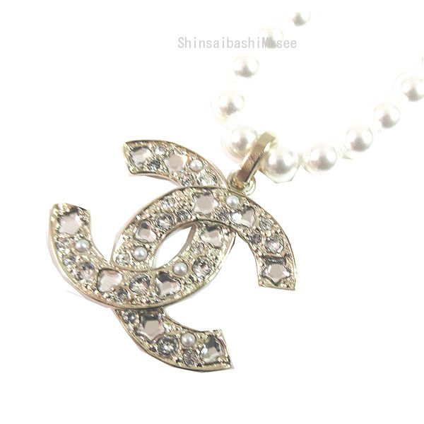 ≪ 新品 ≫ CHANEL シャネル BIG CCマーク チョーカー ネックレス ABF221 B19947 NAFRM ゴールド ラインストーン パール 箱 リボン ラッピング≪Brand New≫Chanel BIG CC Mark Choker Necklace Gold Rhinestone Pearl Wrapping 109,505円