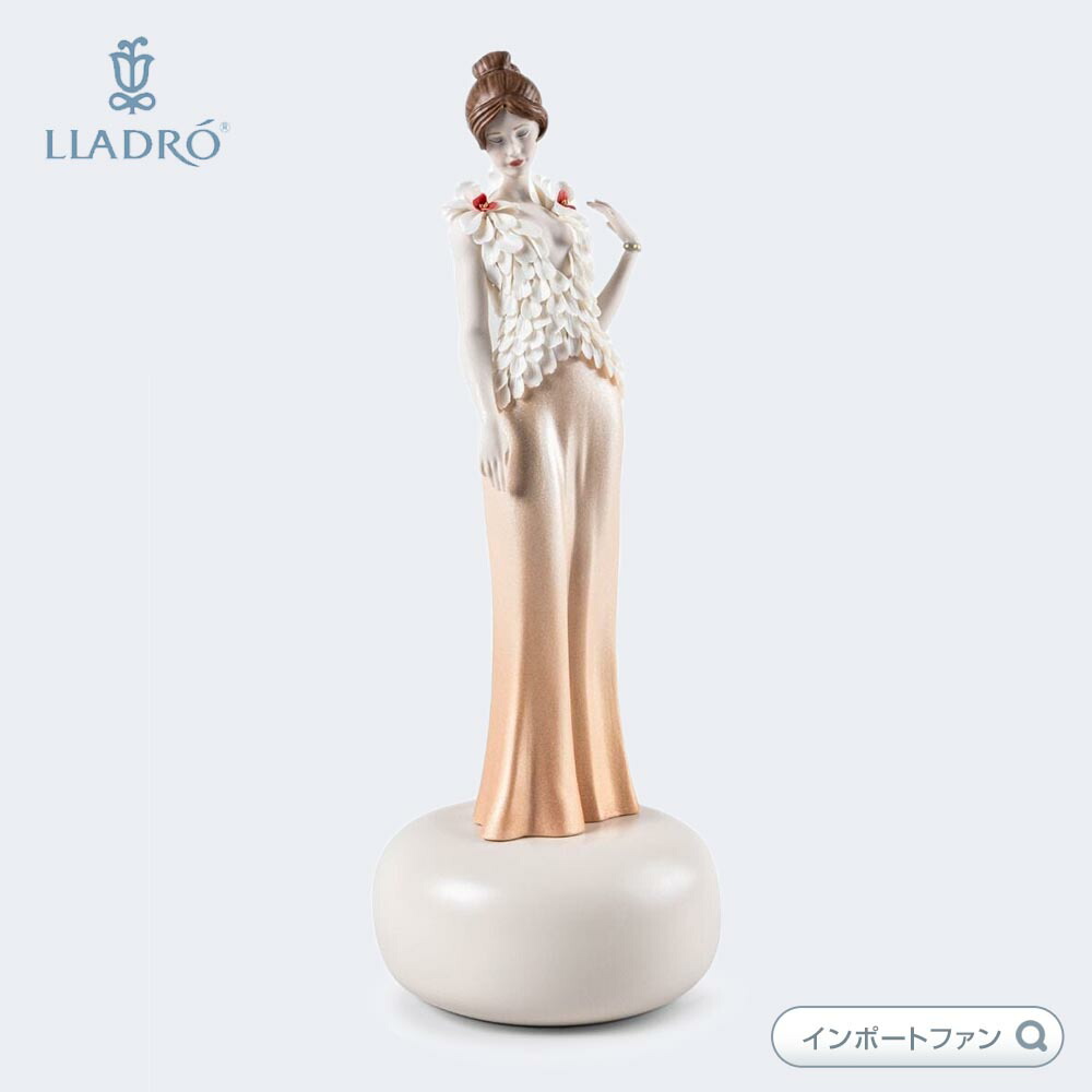 LIADRO リアドロ　リヤドロ　少女 置物 陶器 帽子　スカートに花いっぱい LLADRO リヤドロ 甘い花の香り 少女 帽子 かご 陶器 人形 置物