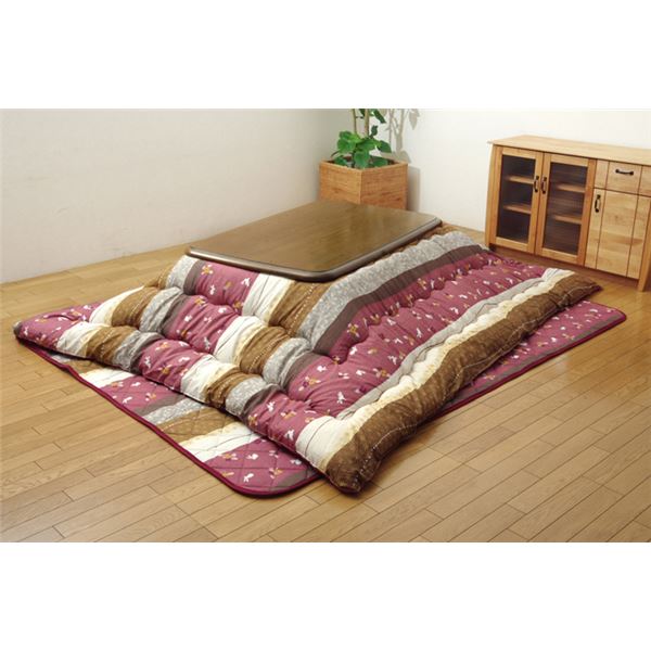 和柄 こたつ布団 / 敷布団セット 【うさぎ柄 長方形 ローズ 約205×245cm】 ピーチスキン 起毛 掛敷セット 〔リビング〕 (ﾒｰｶｰ名:福岡県 ｲｹﾋｺ） インテリア 家具 こたつ こたつ布団掛敷セット