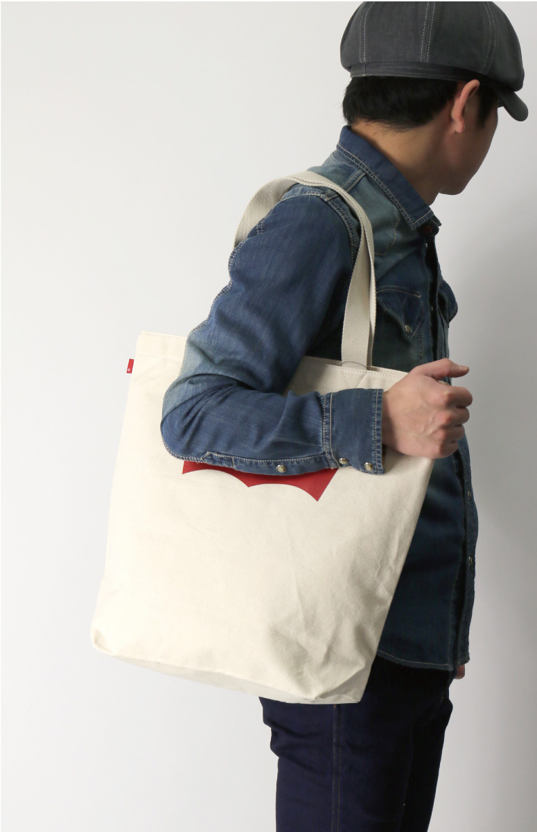 batwing tote levis