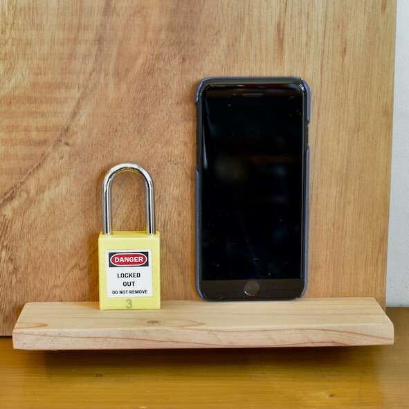 楽天市場 アメリカ直輸入 ヘヴィデューティー パドロック Padlock 南京錠 U字ロック シャックルロック 鍵式 錠前 セーフティロック 倉庫の鍵 メタル In My Desk