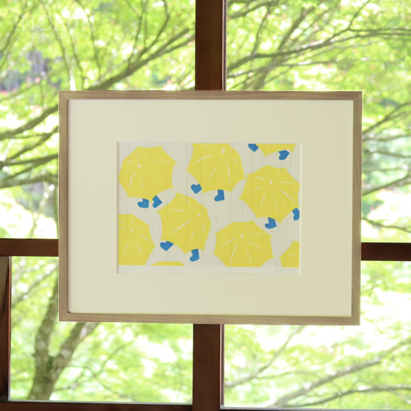 京の木版画 京都・竹笹堂 「あめふり」原田裕子 壁掛けフレーム ギフト 贈り物｜イノブンオンラインショップ
