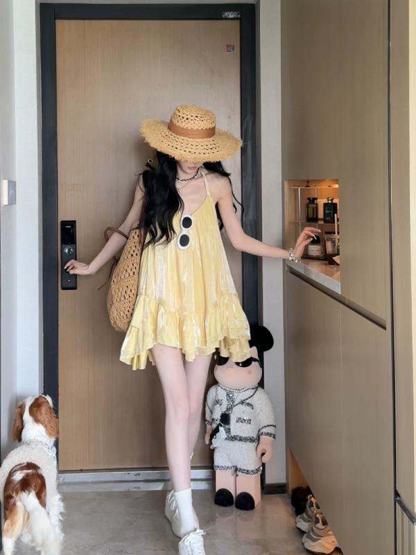 ワンピース レディース 膝丈 Vネック ホルターネック ティアード フリル チュニック かわいい きれいめ 清楚 デート お出かけ 女子会 Aライン フレア 膝丈ワンピース ノースリーブ ケーキスカート｜ブリッジアップ