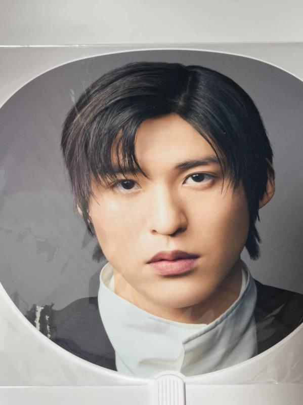 楽天市場】 【新品】 2023 Snowman・【公式うちわ】目黒蓮 ・｢Snow Man