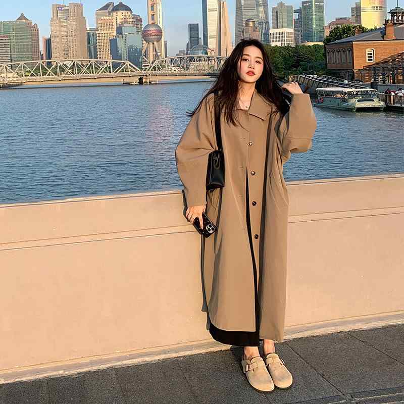 コート レディース トレンチコート ロング丈 秋物 長袖 アウター 羽織り カーキ 無地 ビッグシルエット 襟付き シングルボタン ボタン 前開き 普段使い カジュアル きれいめ 体系カバー ママ ゆったり ロングコート｜ブリッジアップ 9,503円