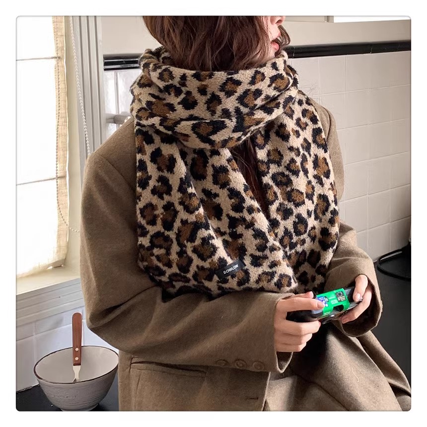 COMME des GARCONS レパード柄マフラー COMME des GARCONS レパード柄マフラー COMME des GARCONS