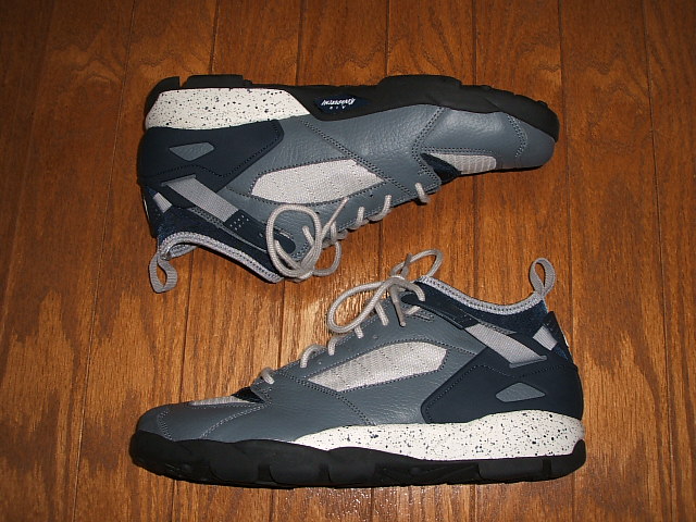 nike air revaderchi grey