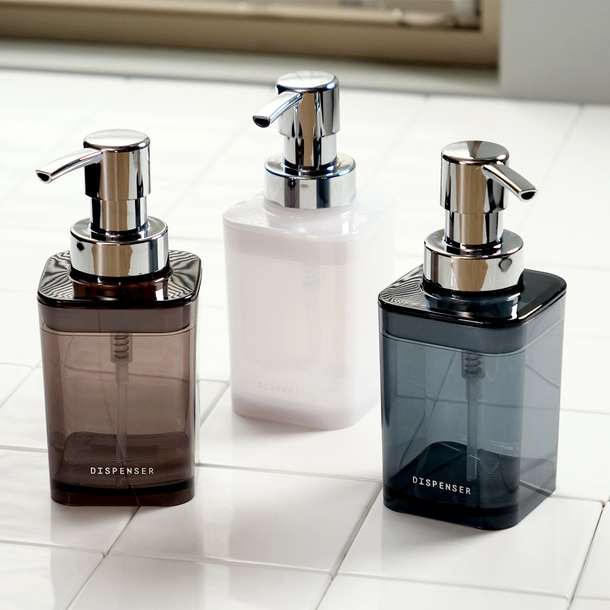 【楽天市場】ディスペンサー 泡タイプ 詰め替えボトル 300ml （ ソープボトル 透明 クリアカラー 日本製 泡用 バスグッズ 詰め替え用