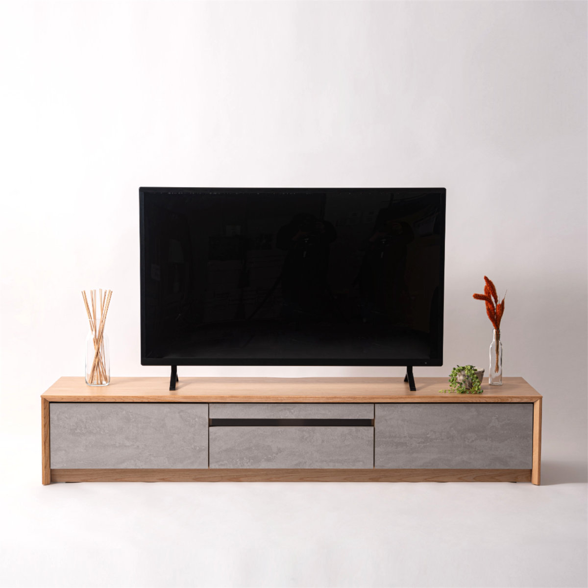 form ローボード 幅180cm プラント 完成品 木目調 天然木 石目調 （ 開梱設置 テレビ台 TV台 テレビボード 石目調 大容量 スライドレール フォーム リビングボード 引き出し 大型テレビ対応 リモコン操作OK ）【39ショップ】｜インテリアパレット 59,400円