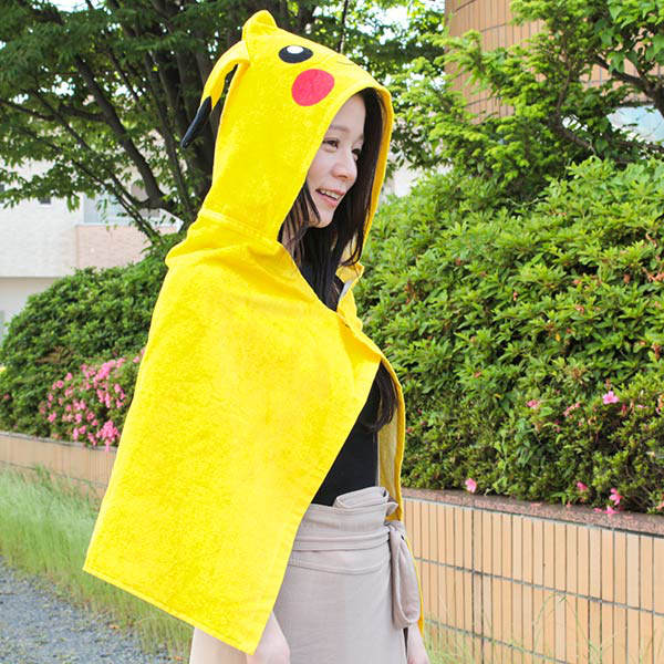 楽天市場 フード付き タオル ポケットモンスター ピカチュウウェアフード ポケモン バスタオル フード付きバスタオル なりきりタオル フードタオル キャラクター プールタオル ボタン付き かぶる ポケットモンスターたおる 39ショップ インテリアパレット