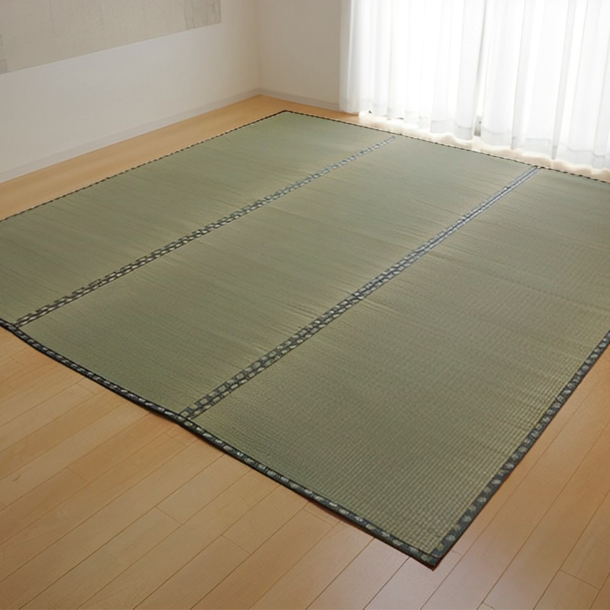 上敷き 純国産 い草 カーペット 双目織 『松』 六一間 8畳 約370×370cm （ マット い草マット い草カーペット い草上敷き 絨毯 畳カバー ござ 広島間 安芸間 正方形 畳める コンパクト リバーシブル 国産い草 空気清浄 防臭 抗菌 ） 【39ショップ】