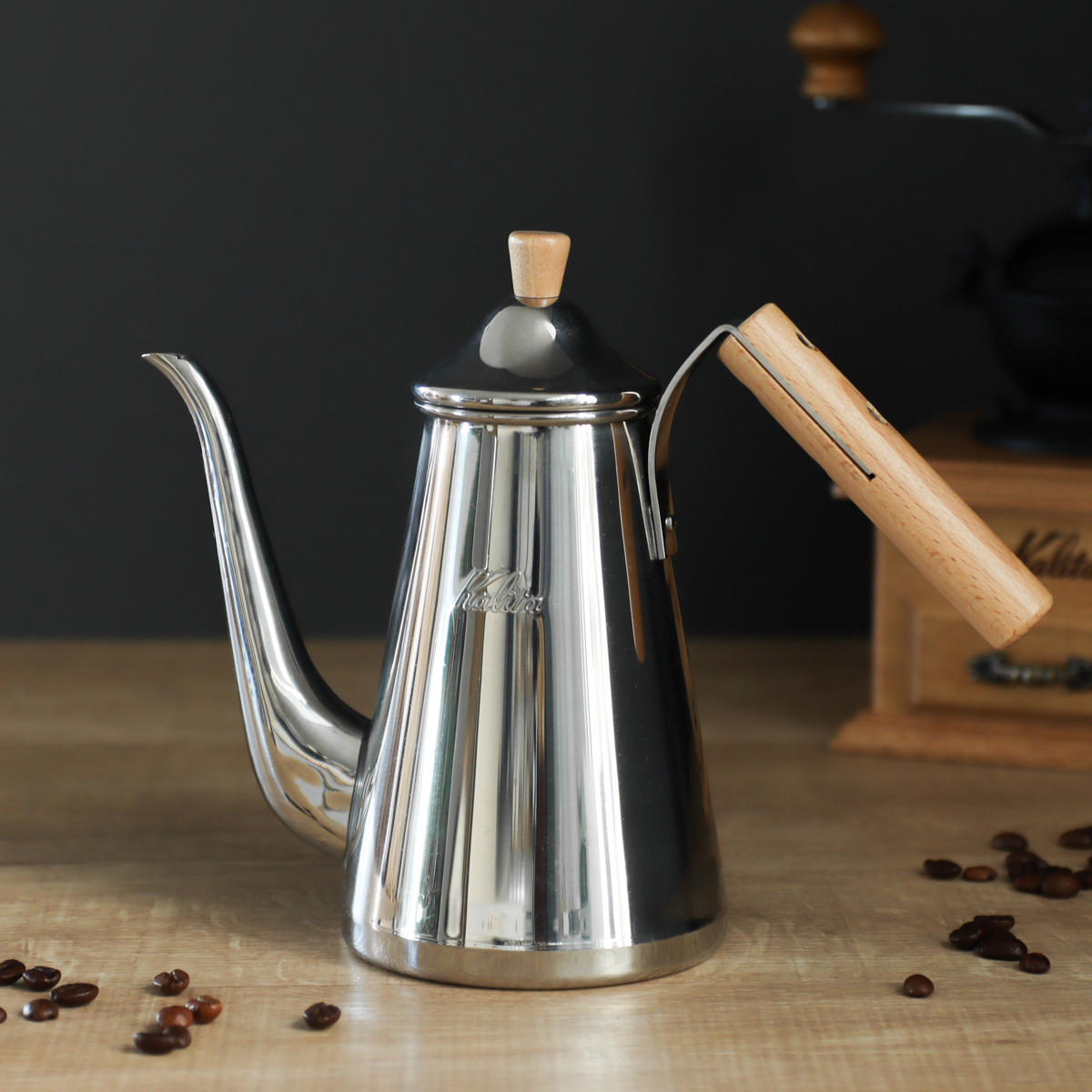 Kalita カリタ 珈琲湯沸かし ドリップポットスリム 700SSW （ ステンレス鋼 日本製 屁っ放り火専用 直火 今めかしい コーヒーポット ポット 湯沸かし 湯沸かし ）【39販売店】