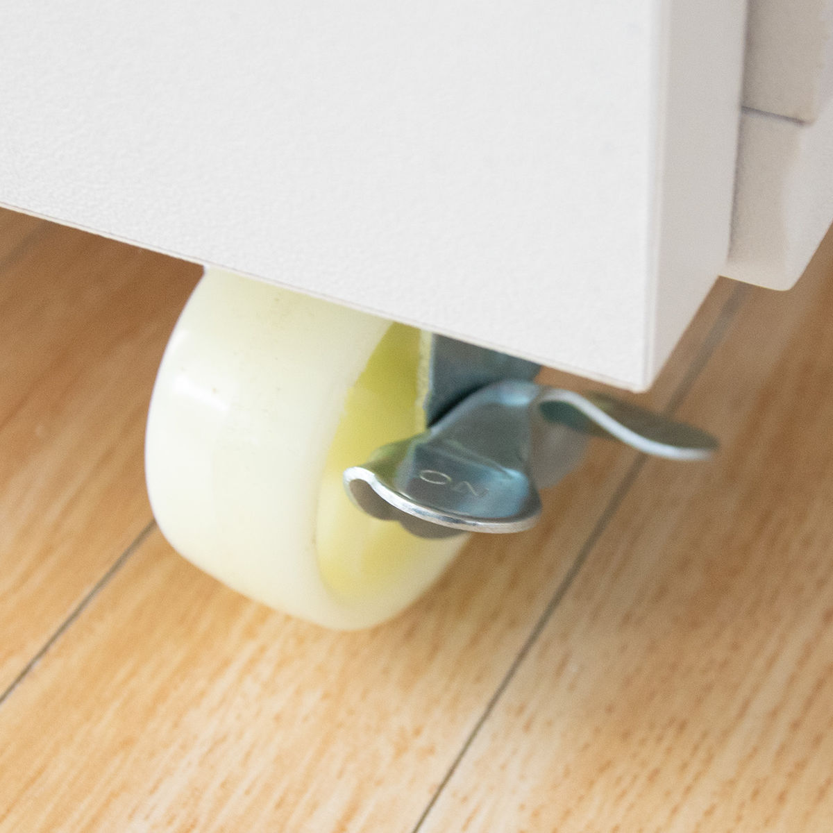 キッチンキャビネット完成品カントリー調タイルトップ引出し付約幅60cm