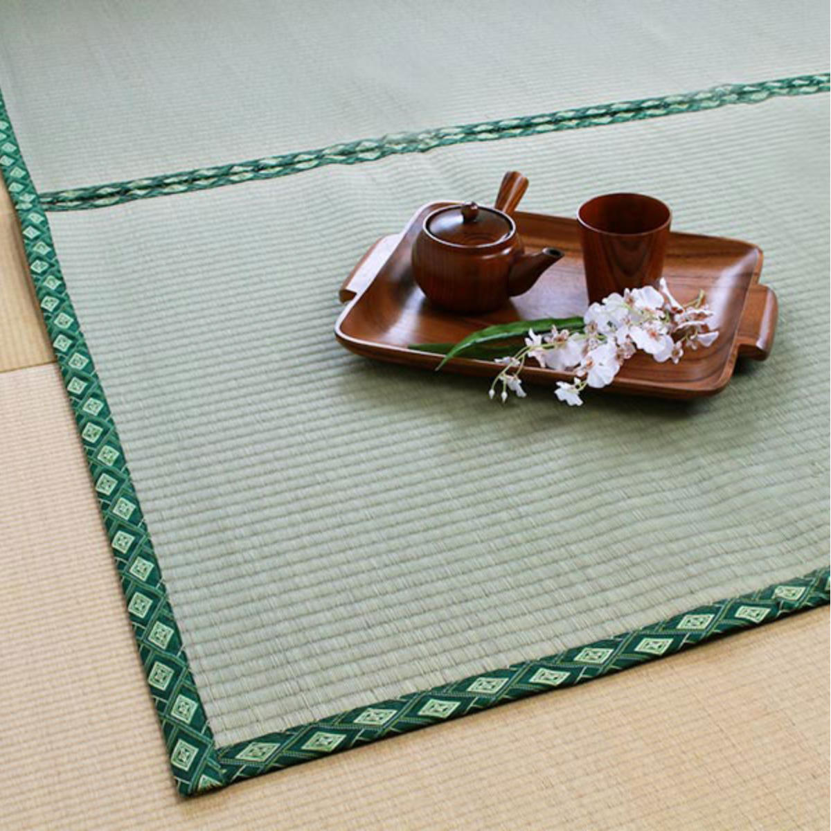 ラグ い草上敷 伊勢 江戸間 引目 4.5畳 ( い草ラグ い草マット い草カーペット 夏用ラグ 畳 おしゃれ ごろ寝マット い草 いぐさ ござ 和 抗菌 消臭 防臭 寝ござ リビング 居間 赤ちゃん 子供 夏 畳める コンパクト )【39ショップ】|インテリアパレット