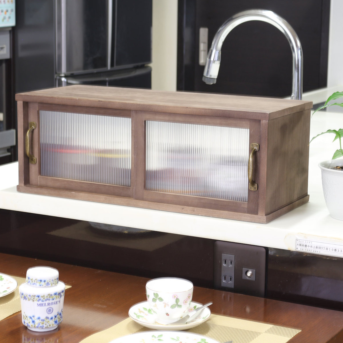 カウンター上収納 アンティーク風 カウンター上収納庫 幅60cm キッチン （ カウンターラック カップボード スパイスラック 卓上ラック ショーケース 引き戸 調味料ラック カウンター上 卓上 台所収納 木製 コンパクト スリム ）【39ショップ】