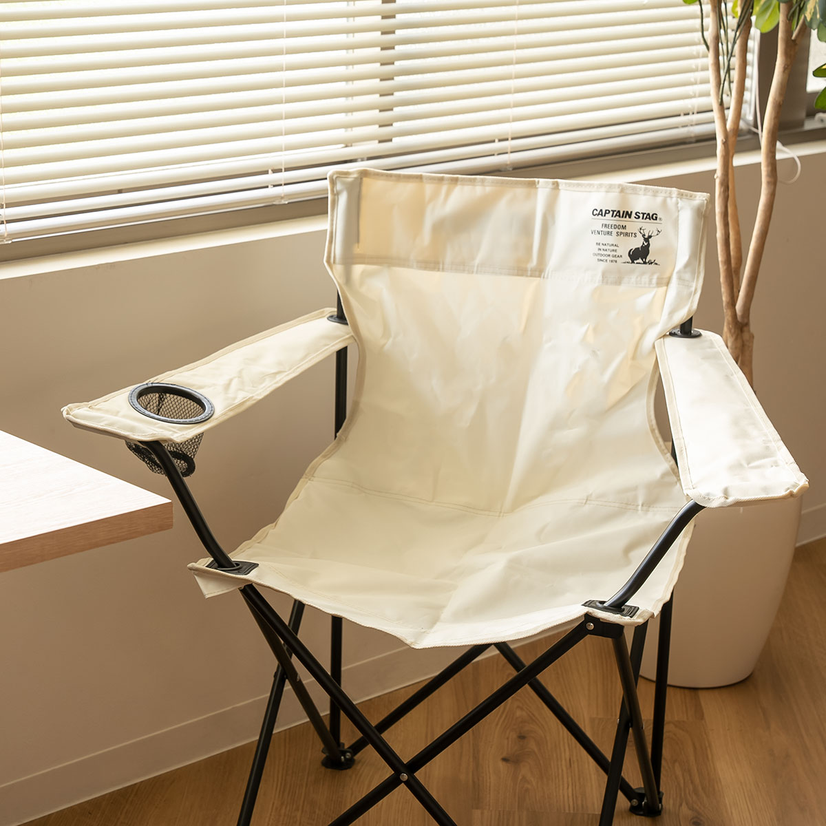 値段交渉可　アウトドアチェア　ピロー付折りたたみチェア　リビング　デッキチェア 値段交渉可 アウトドアチェア ピロー付折りたたみチェア リビング