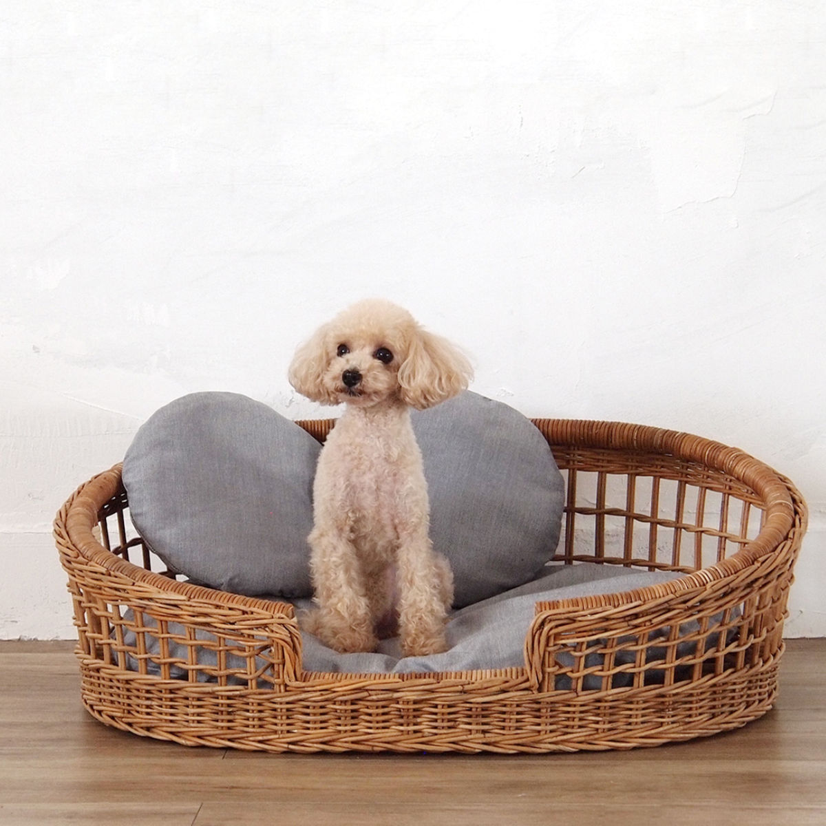 籐 ペットベッド 幅73cm クッション付 ラタン製 Natural rattan （ ベッド ペット用ベッド ペット専用 猫用 犬用 ネコ ねこ 猫用品 猫グッズ イヌ いぬ 犬用品 犬グッズ ）【39ショップ】