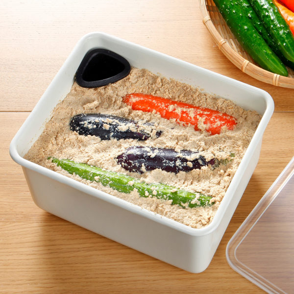 漬物容器 ホーロー製 鉄製水取り付き ホーローぬか漬けセット ( 送料無料 糠漬け容器 ぬか漬け容器 ぬか漬 糠漬け 漬物樽 漬け物容器 つけもの容器 ぬか漬け用容器 漬物 漬け物 水取り器付き 水抜き付き )