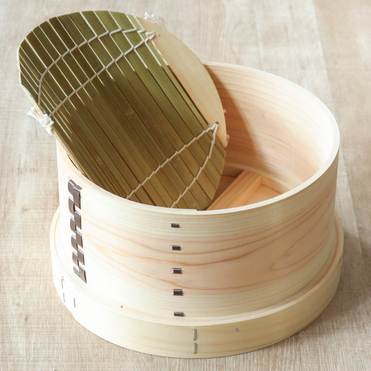 和せいろ 27糎 竹す静止付き添い人 蒸し器 日本製 （ せいろ 卓上せいろ 蒸籠 蒸篭 蒸し かご 竹ス付き添い人 すだれ付き添い人 すのこ付き添い人 丸型 椹製 さわら サワラ 蒸篭せいろ 丸 せいろ蒸し 温蔬菜 蒸し一皿分の料理 蒸し膳立て 27浪花節的 ）【39販売店】