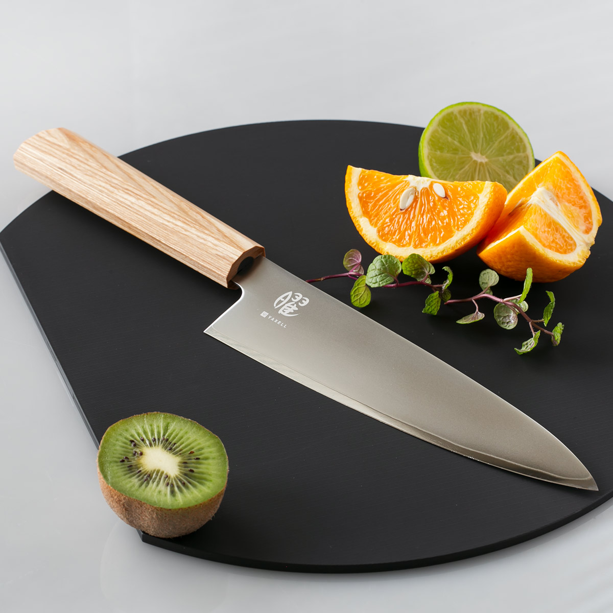 シェフナイフ 18cm 曜 いろは 白木 日本製 牛刀 （ 包丁 料理包丁 万能包丁 キッチンナイフ 文化包丁 高級包丁 両刃 18センチ 180mm 180ミリ 調理小物 調理道具 下ごしらえ用品 キッチンツール 錆びにくい 切れ味抜群 ）【39ショップ】
