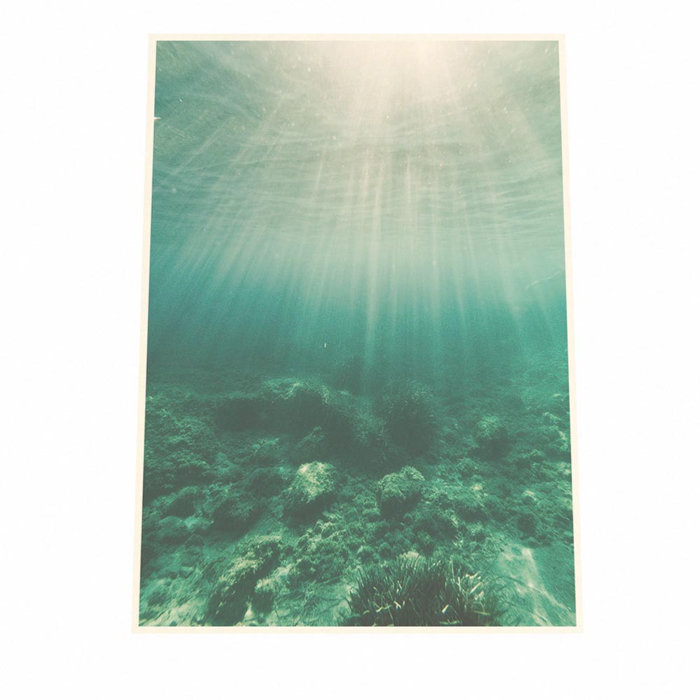 楽天市場 ポスター A1サイズ 約59x84cm 選べる用紙 大きさ ポスター インテリア おしゃれ ファッション ポスター 大きい 西海岸 海 カリフォルニア ブルックリン サーフ きれい 水 波 水中 深海 海の中 砂濱 ダイビング インテリア ファッションポスター