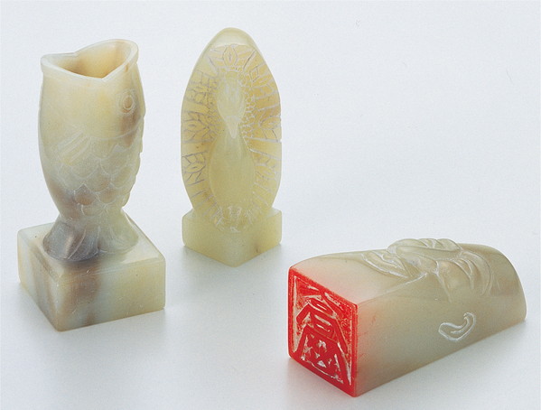 ♥値下げ！　中国　天然石　印材　牛　２９３ｇ　印鑑　篆刻　置物　骨董 ♥値下げ！ 中国 天然石 印材 牛 293g 印鑑 篆刻 置物 骨董