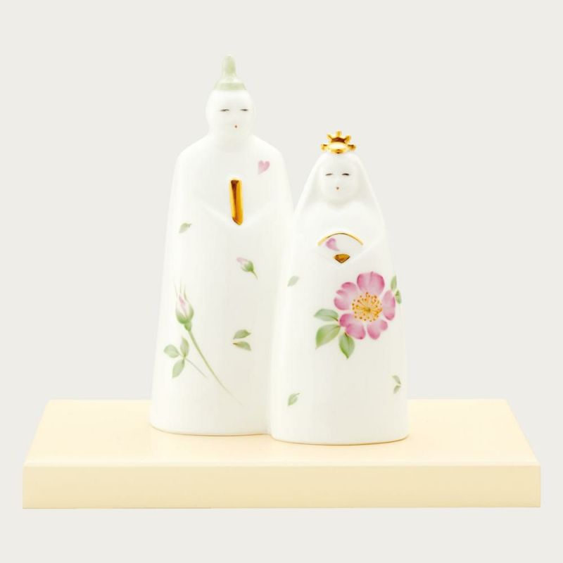【Noritake（ノリタケ）】節句の置物　&ldquo;立雛(小) 素描 ひなあられ&rdquo;｜インターランド店 30,388円