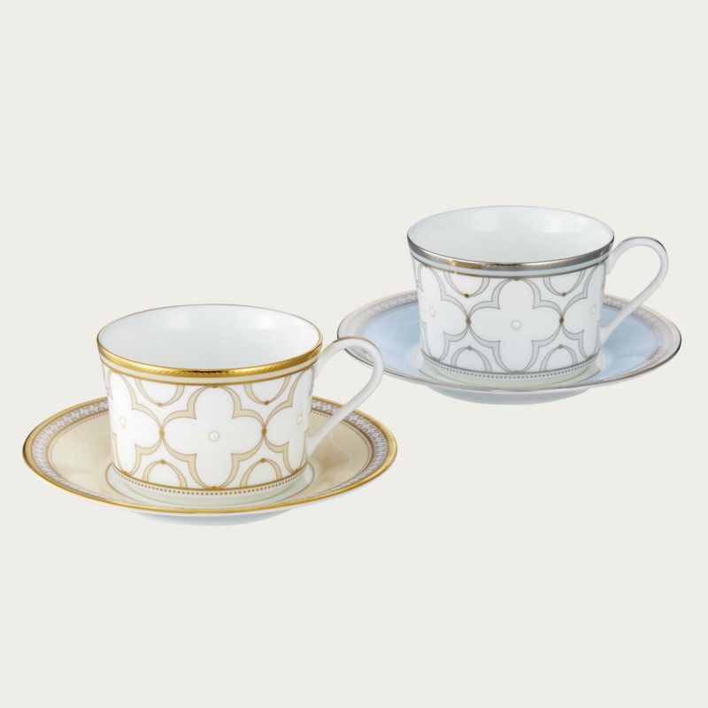 【Noritake（ノリ竹）】（トレフォリオゴールド＆プラチナ）紅茶・珈琲碗皿ありの実書き割り（色変り）