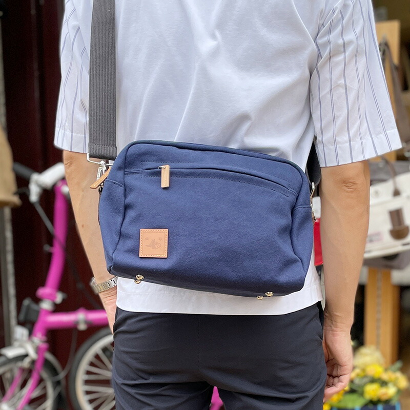 楽天市場】【犬印鞄】【黒犬印】純綿6号帆布顔のショルダー（小