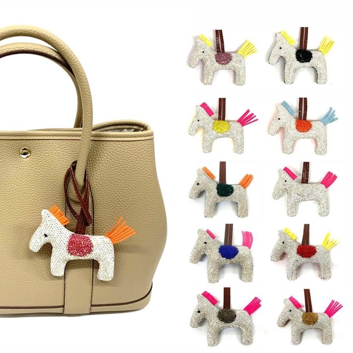 希少 はろうきてい 夏休み バージョン 絵馬 バッグ チャーム 希少 はろうきてい 夏休み バージョン 絵馬 バッグ チャーム 希少 は