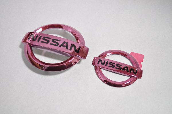 楽天ランキング1位 のエンブレム ニッサン フロント リアニッサンマーク ワゴン エクストレイル ｎｔ３１エクストレイル フロント リアニッサンマーク パーツ ｎｔ３１エクストレイル レッドメッキエンブレム 純正 メッキ カラーメッキ セット 単品 車 車パーツ カー