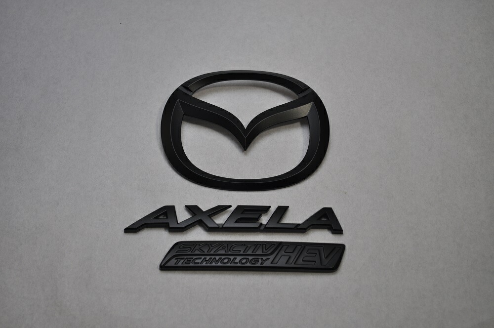 アクセラセダンハイブリッド 座具黒ん坊 ピアノブラックエンブレム 裏 約款 文句なし メッキ はなやか消し 真っ黒 一揃え 単品 乗用車 車部分品 車両パーツ クオンティティ物柄 貨物輸送無料 Komma Duesseldorf De