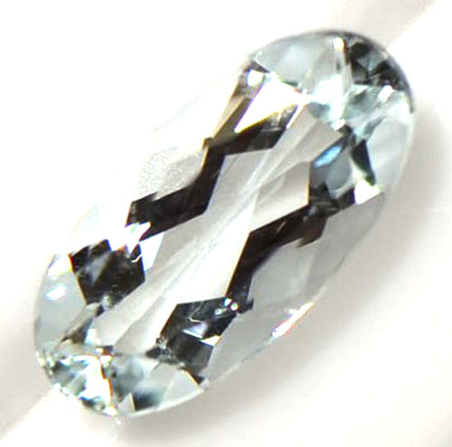 アクアマリン　メジナ　5x10ｍｍ　1.12　カラット　49