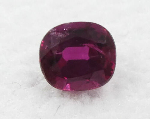 加熱 ルビー 0.46ｃｔ ルース　7月誕生石 ヒート　ビルマ産