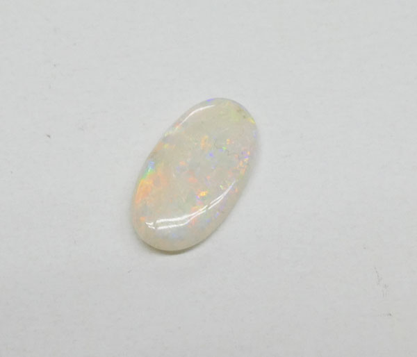 新入荷限定品　この大きさでこの価格！オーストラリア オパール4.02ｃｔ 　S-F030-2110