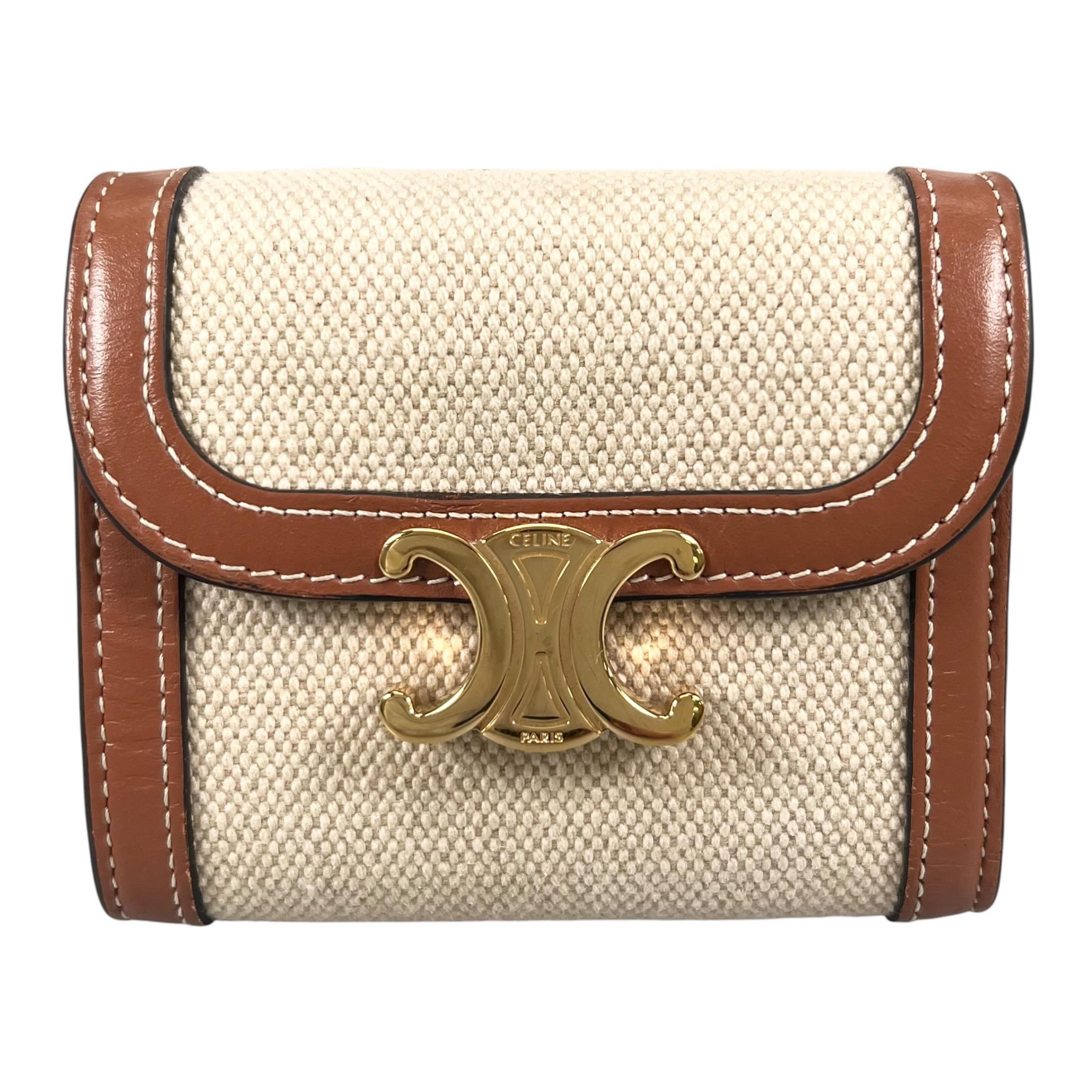 【中古】CELINE セリーヌ 紙入れ トリオンフ 二つ折り紙入れ / 300g ベージュ レディース ミニウォレット