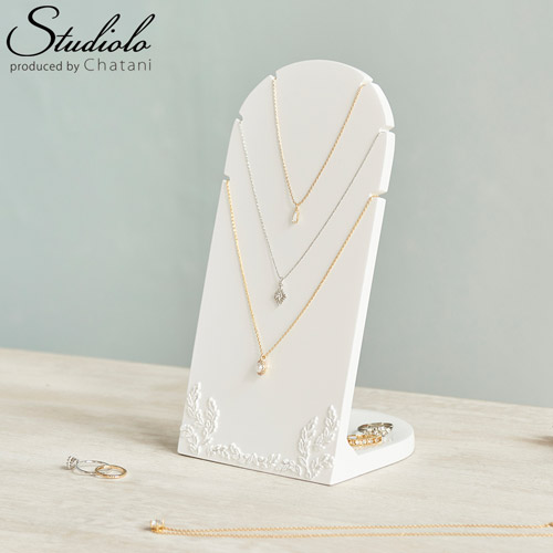楽天市場 クーポン発行中 ネックレススタンド ペンダント収納 ネックレス収納 アクセサリーケース アクセサリートレー リング 指輪 イヤリング ピアス アクセサリースタンド ディスプレイ かわいい おしゃれ スタンド 収納 ホワイト 350 173 Studiolo