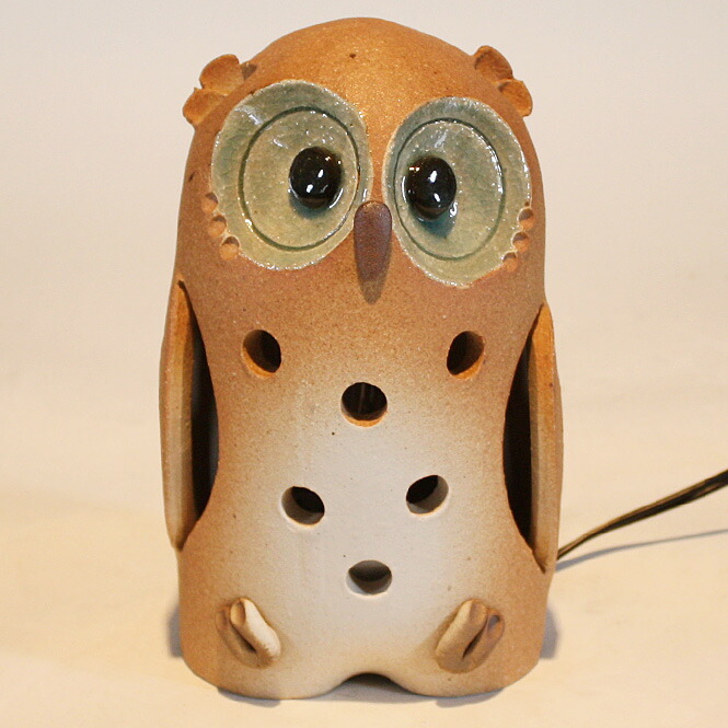 楽天市場】現品でのお届け信楽焼 ふくろう灯篭 ランタン フクロウ 梟