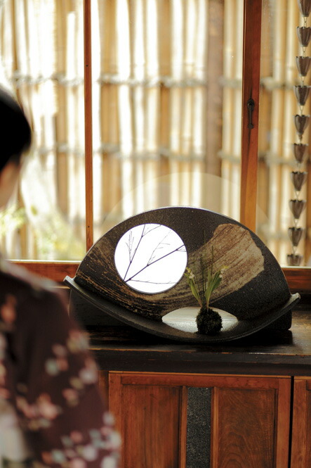 信楽焼手造りつる付き花器 楽天市場】信楽焼江月 ついたて 花器 花瓶 陶器 花入れ 彩り屋