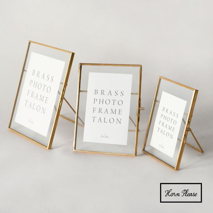 楽天市場 Horn Please ｂｒａｓｓ フォトフレーム タロン ｍサイズ 真鍮 ブラス インテリア インテリア雑貨 卓上 写真立て フォトフレーム フォトスタンド ポスター フォト Picture 絵 写真 メモリアル レトロ アンティーク ゴールド Irohado