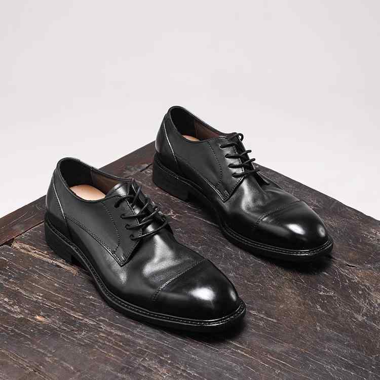 成人男性靴 フォーマルシューズ 日月 連合王国 ホースハイド なめし革 力くらべ シューズ 革靴 ラウンドトゥ スピード競技引き上げる 置き目踵 心地好い 通い 事務室 商行為 軽さ 通気性 御芽出度