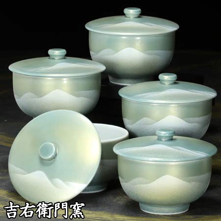 九谷焼 蓋付湯呑揃 銀山岳地帯 かざり付ける箱入 湯呑 汲出揃 湯飲み 今めかしい 今めかしい 愛くるしい おすすめ 茶碗 優勝杯 ハート型 一般受け 差し上げ物 瀬戸もの 金沢 石川県 お差し上げ物 特産品 名産品 和食器 書き割り 領域相応う 蓋付五客湯呑揃