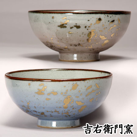 九谷焼 組飯碗 釉彩金ちらし 青・紫 今めかしい 今めかしい 愛くるしい おすすめ ハート型 一般受け 夫婦関係茶碗 飯碗 茶碗 碗 椀 田の実 茶の葉 めし わん 瀬戸もの 金沢 石川県 お差し上げ物 特産品 名産品 差し上げ物 和食器 書き割り 有りの実 二人組 お客さん用 一風変わった ブランド名